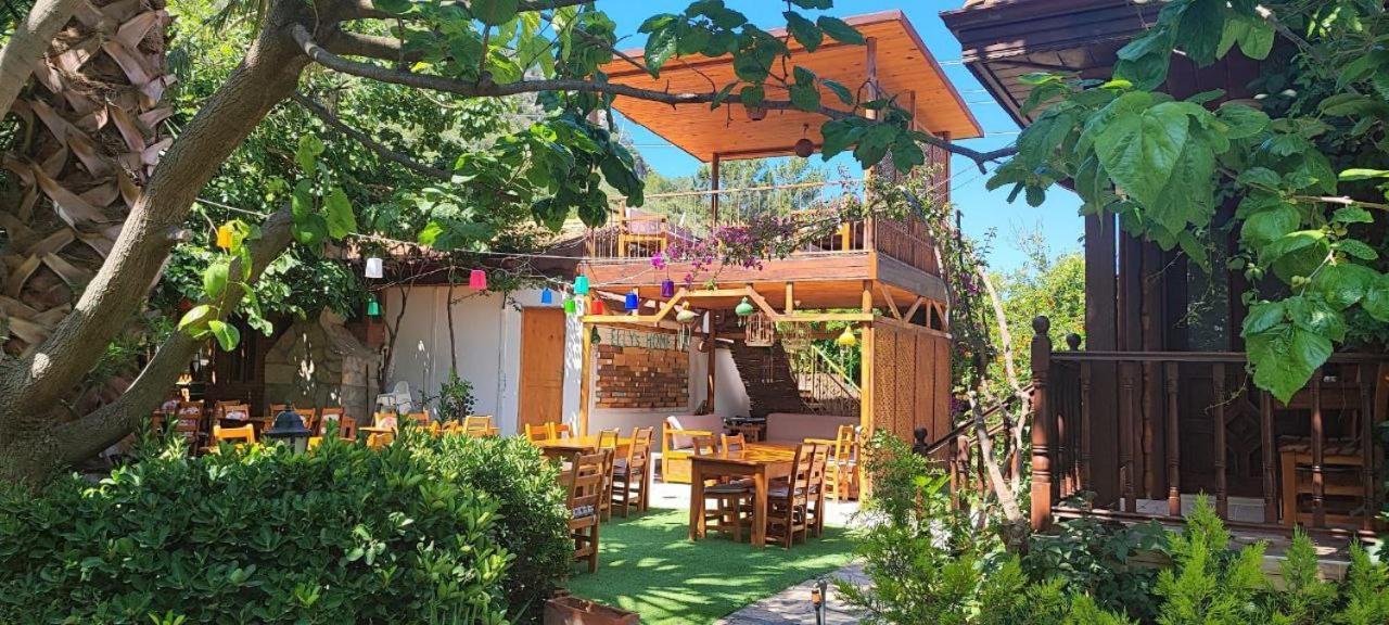 Elly's Mesudiye (Datca)